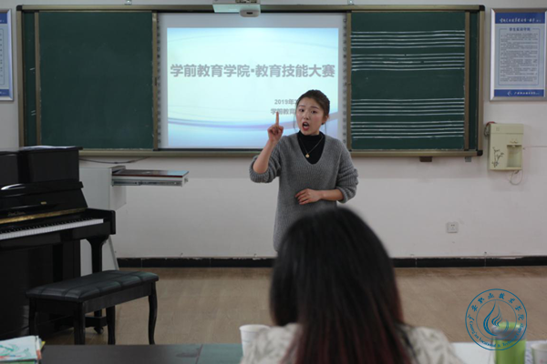 图片12 图片12