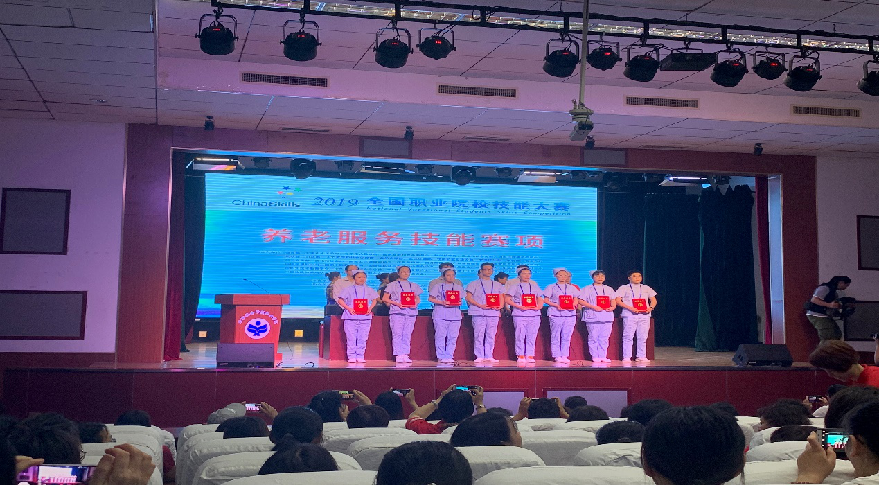 图片1 图片1